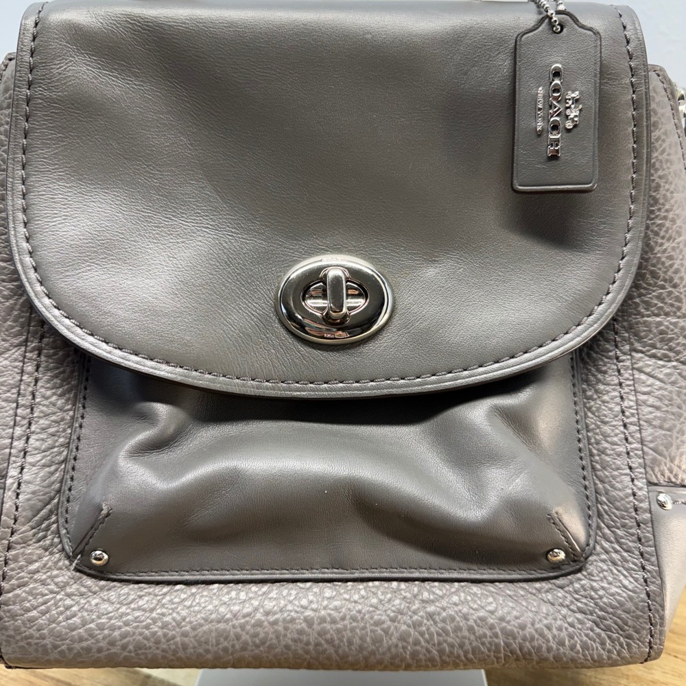 Coach Faye Convertible Backpack Gray Leather Turnlock 3 Way Bag Buffalo Embossed - Picture 2 of 16